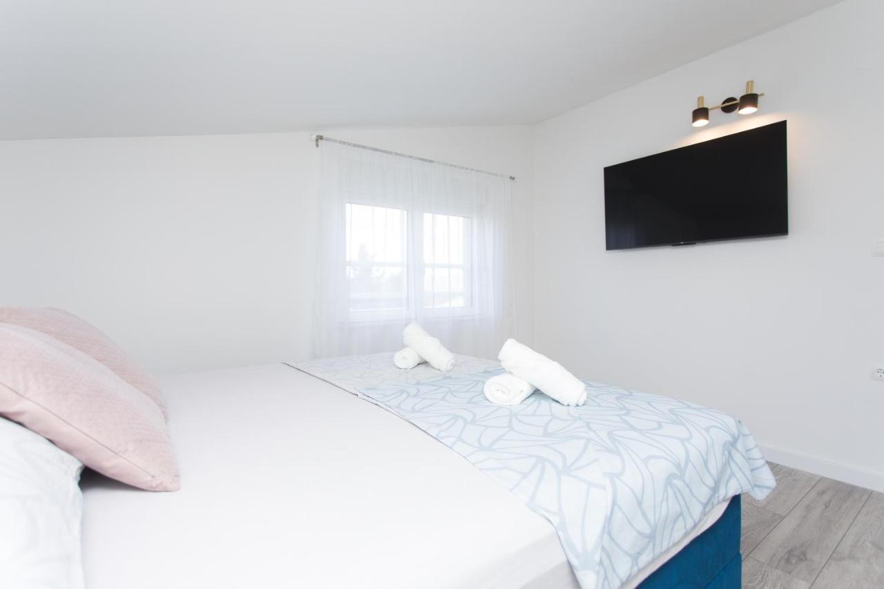 Apartment Gold Podstrana Ngoại thất bức ảnh