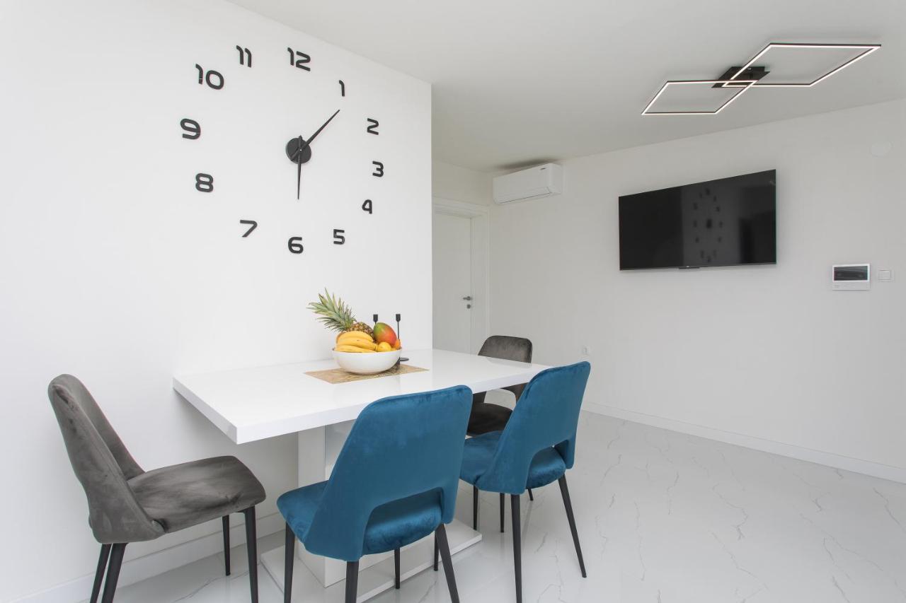 Apartment Gold Podstrana Ngoại thất bức ảnh