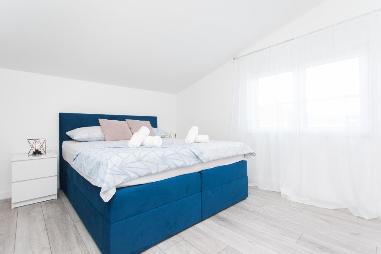 Apartment Gold Podstrana Ngoại thất bức ảnh