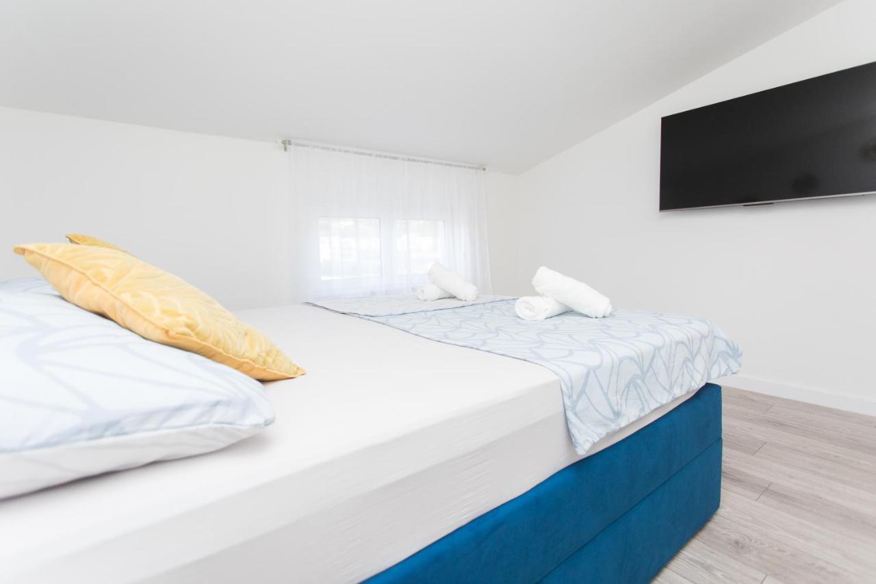 Apartment Gold Podstrana Ngoại thất bức ảnh